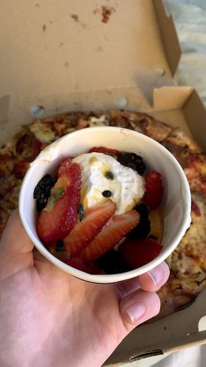 Mini pavlova   at Italia Pizza & Pasta in Currimundi