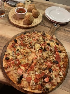 Arancini Balls & Pizza  at Italia Pizza & Pasta in Currimundi