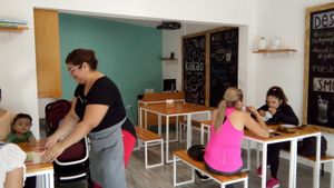 Friendly and gracious service at Kakao Cocina Vegana in La Paz