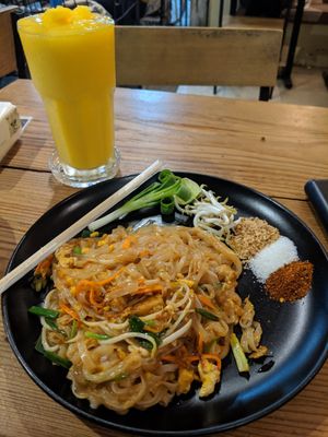 Veg Pad Thai at Happy Mango in Vang Vieng