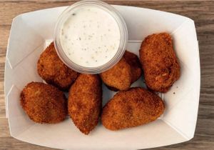 Crispy Wingz with Vegan Ranch  at Go Vegan San Antonio in San Antonio