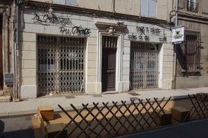 Entrance at La Compagnie des Chats in Avignon