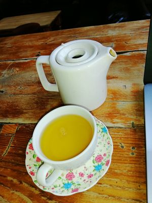 Tea refills at The Birds in East London