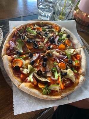 Cheeseless Pizza  at Sibu Cafe in Uvita