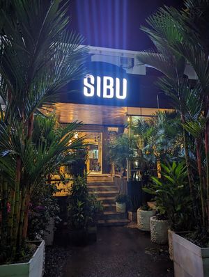 The entrance at Sibu Cafe in Uvita