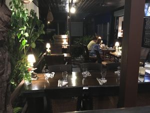 tables outside. nice atmosphere at Sibu Cafe in Uvita