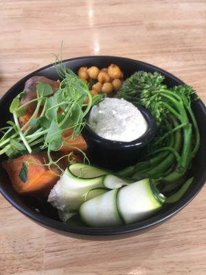 Veggie Bowl at Chelle's Soulfood in Officer