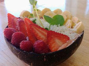 Strawberry & Cream bowl at Chelle's Soulfood in Officer