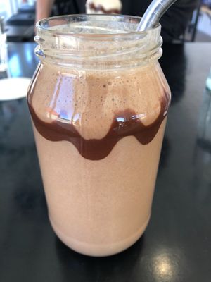 Snickers smoothie at Chelle's Soulfood in Officer