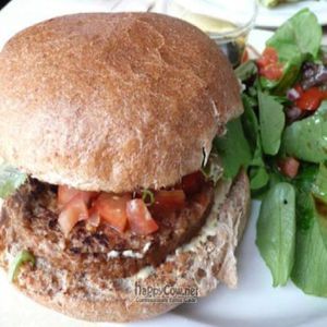 vegan burger at MUSE on 8th in Los Angeles