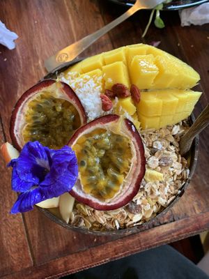 Sunshine bowl at Blossom Cafe in Pai