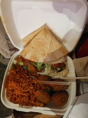 Falafel plate with bulgur at Falafel in Antibes