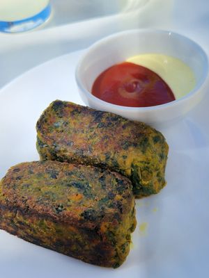 Lentils spinach croquettes at Roots Cafe in Cascais