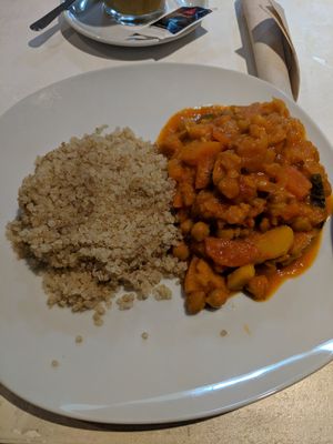 Slow cooked veggie curry at Roots Cafe in Cascais