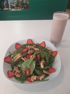 Summer salad at Roots Cafe in Cascais