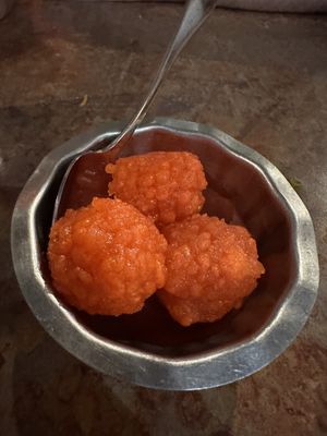 Buniyaa #Veganuary at Everest on Grand in St Paul