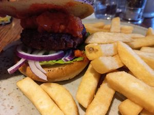 Burger at Tigers Head in Chislehurst