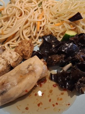 Coldplay buffet, lunch. at Namo Toyodoo in Besancon