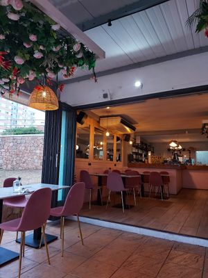 How it looks inside at The Skinny Kitchen - Marina in Ibiza