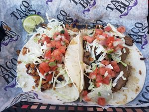 Plant fare and vegan "steak" tacos at Taco Bus in Clearwater