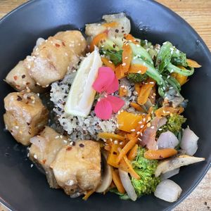 Lemon tofu bowl  at Meraki Market Cafe in Paphos
