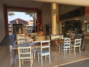 covered terrace at Meraki Market Cafe in Paphos
