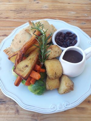 Vegan Christmas dinner at Meraki Market Cafe in Paphos