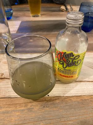  at La Pile d'Assiettes in Saint-jean-de-luz