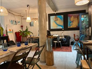  at La Pile d'Assiettes in Saint-jean-de-luz