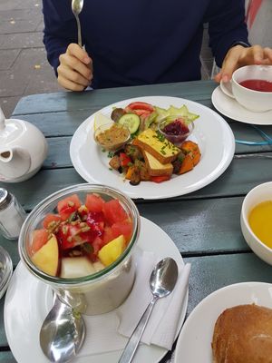 Vegan breakfast at Pauline in Hamburg