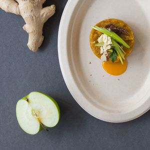 TARTA DE MANAZANA Y CANELA
VEGANA at Avocado Mallorca in Mallorca