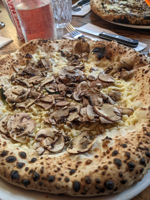 Mushroom with vegan mozzarella at Crust Bros in South East London