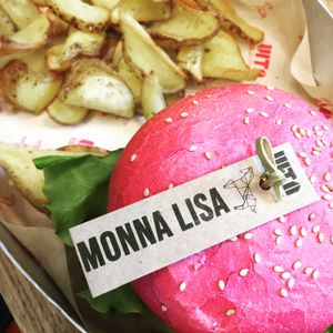 Monna Lisa, chickpeas burger at Vita Italian Burger in Milan