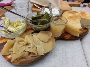 "meat plate"  at Pan8 in Bologna