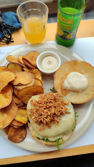 Hamburguesa vegetariana con batata at Supléxio in Sao Miguel