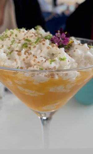 "Arroz con leche" with mango at Takuara in Badalona