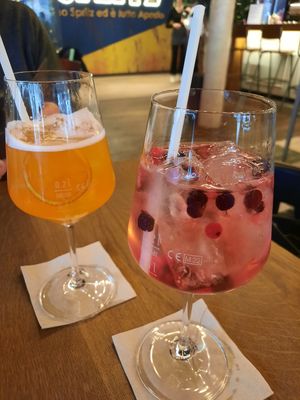 Pink spritz and aperol maracuya spritz at Aposto in Bamberg