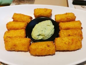 Croquetas, míjos de la anarquía at La Huella Vegana - Las Rozas in Madrid