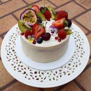 Vanilla Cake with fresh berries at Sugar Baby in Dee Why