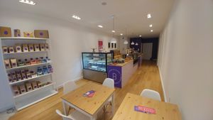 Restaurant area with 12+ seatings - Kids Friendly at Bonbon Collections in Montreal