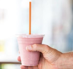 Banana strawberry smoothie at The Pit and the Peel in Richmond