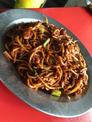 Photo taken from Kajang Vegetarian Rojak Cendol Jayanathan Stall Facebook Page (https://m.facebook.com/rojakcendolsemenyih/) at Kajang Vegetarian Rojak Cendol Jayanathan Stall in Selangor