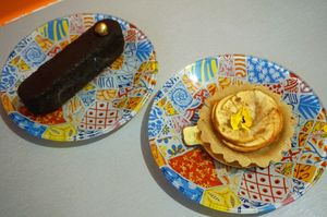Take-out: Chocolate Tart + Bourdaloue Tart at Les Petites Patisseries in Paris