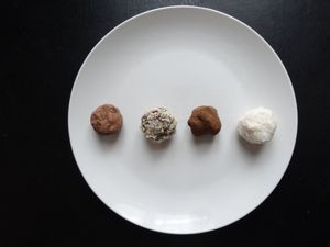 Raw truffles
Christmas time is near at Les Petites Patisseries in Paris