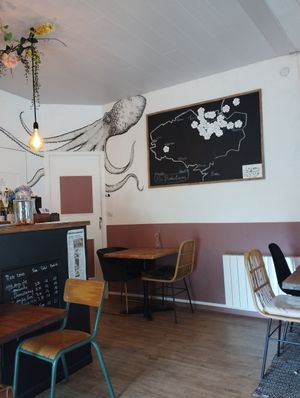  at Harmonika in Dinan