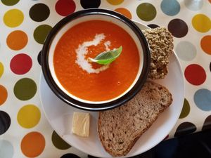 Creamy tomato soup and homemade brown bread at Bláth na Gréine in Inis Oirr