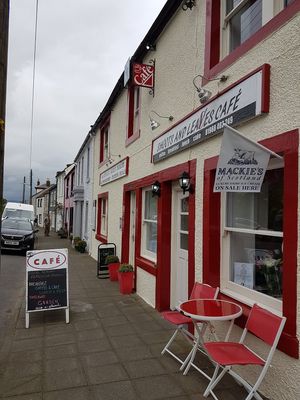 Front of cafe at Glaisnock Café and Guest House in Wigtown