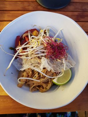 Vegan pad thai at Mic Moc in Tarifa