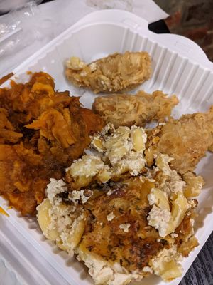 Chikn Drummies, sweet potato, Mac n cheese at NuVegan in Richmond