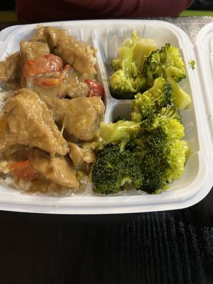 Ginger tofu (and you really taste the ginger!) and broccoli   at NuVegan in Richmond